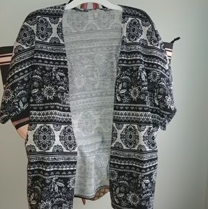 Short sleeve cardigan